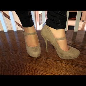 Nude heels with straps